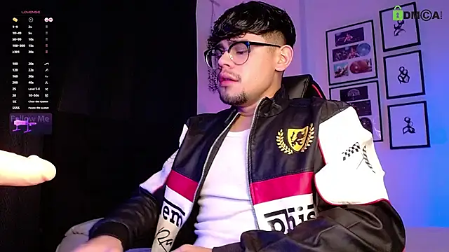 isaac-saenz online show from 12.04.25