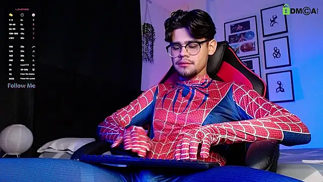 isaac-saenz online show from 12.14.25