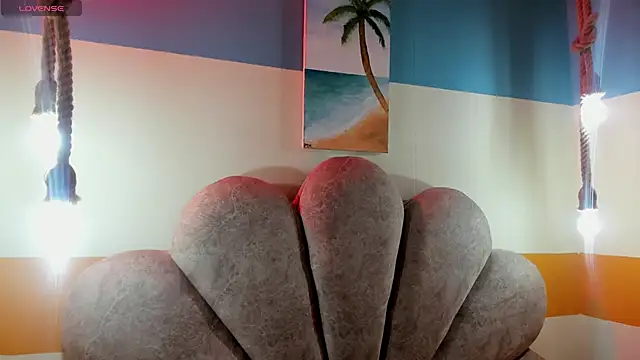 charlotte bluee online show from 12.02.25