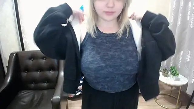 Finna 39 online show from 10.18.25