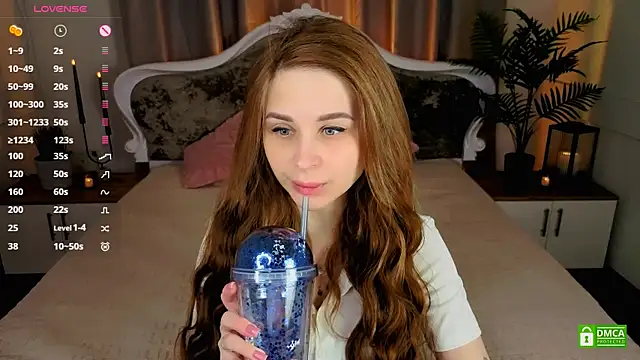 Snapshot of EvaRodi chatting on 04.18.26 EvaRodi online show from 04.18.26