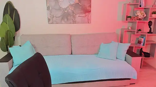 GabriellaMays online show from 11.24.25