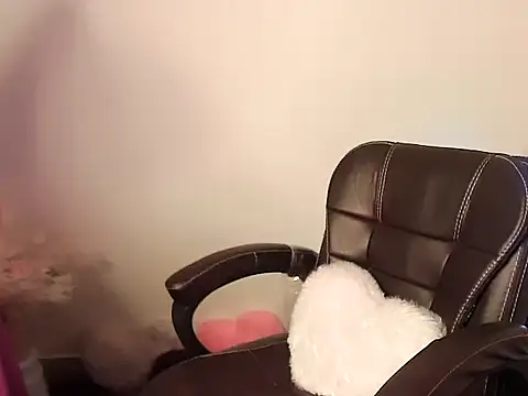 megancatluna online show from 11.30.25