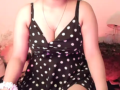 megancatluna online show from 12.05.25