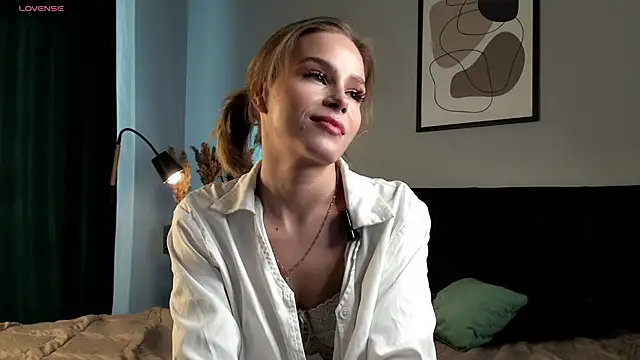 Snapshot of TaiteBayles chatting on 03.14.25 TaiteBayles online show from 03.14.25
