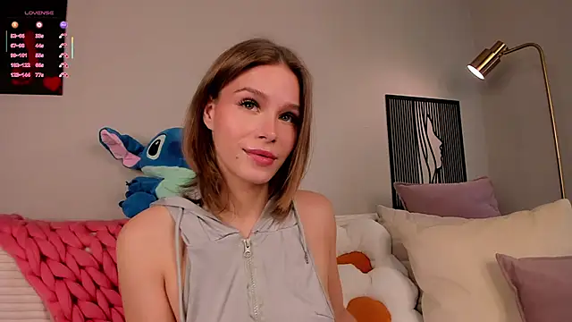 Snapshot of TaiteBayles chatting on 09.26.25 TaiteBayles online show from 09.26.25