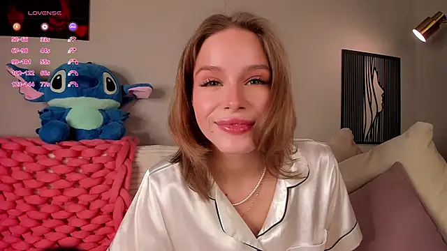 Snapshot of TaiteBayles chatting on 09.29.25 TaiteBayles online show from 09.29.25
