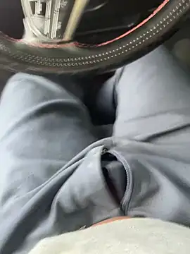 Snapshot of BadboySLR_8899 chatting on 04.01.26 BadboySLR 8899 online show from 04.01.26