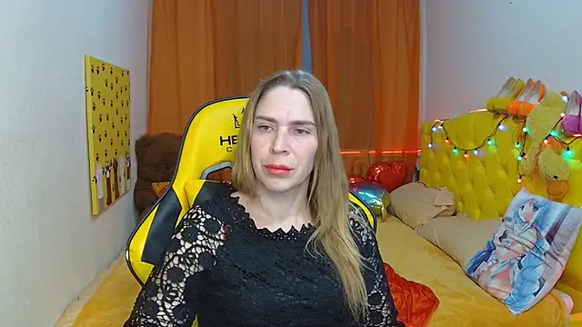 TessaDaybreak online show from 03.01.25