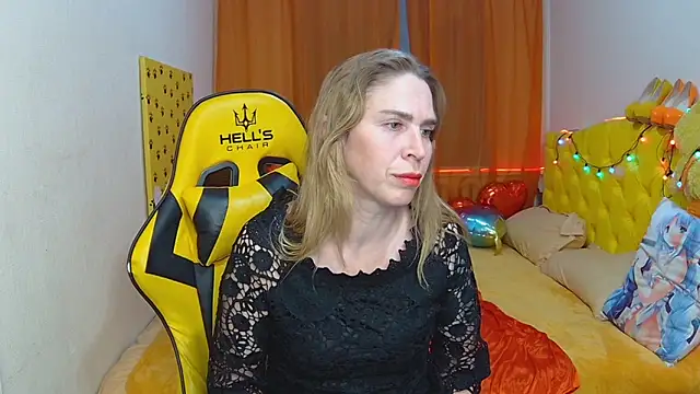 TessaDaybreak online show from 03.01.25