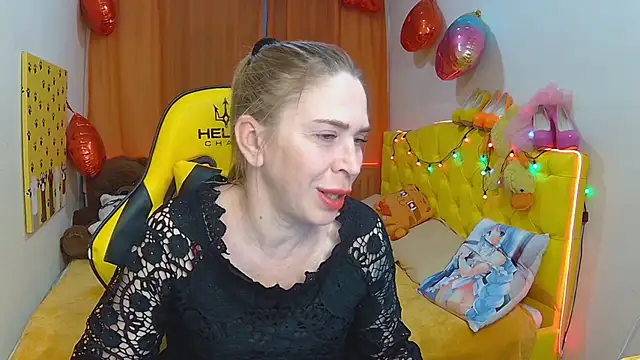 TessaDaybreak online show from 03.22.25