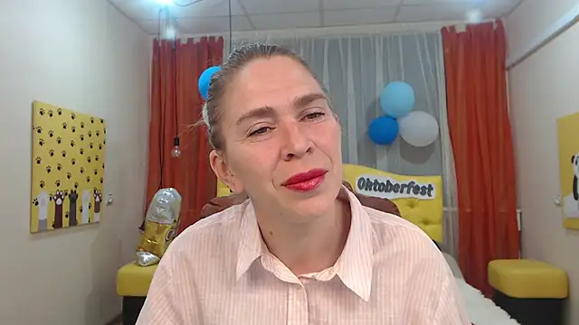 TessaDaybreak online show from 09.27.25