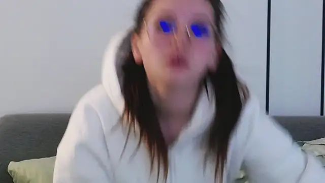 Snapshot of -Amora chatting on 10.23.25 -Amora online show from 10.23.25