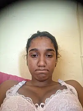 indianpink lips online show from 11.30.25