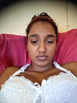 indianpink lips online show from 12.15.25