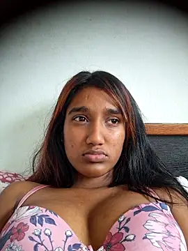 indianpink lips online show from 03.10.26