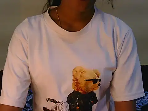 Snapshot of Riyaa_Kaur chatting on 04.10.26 Riyaa Kaur online show from 04.10.26