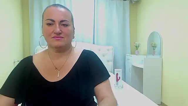 DianaMGG online show from 05.28.26