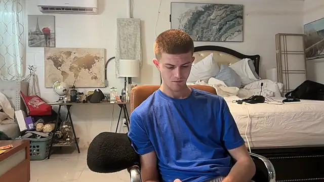 Snapshot of greekmythics chatting on 02.15.25 greekmythics online show from 02.15.25