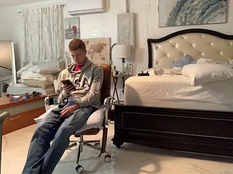 Snapshot of greekmythics chatting on 02.17.25 greekmythics online show from 02.17.25