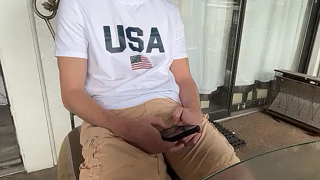 Snapshot of greekmythics chatting on 03.04.25 greekmythics online show from 03.04.25