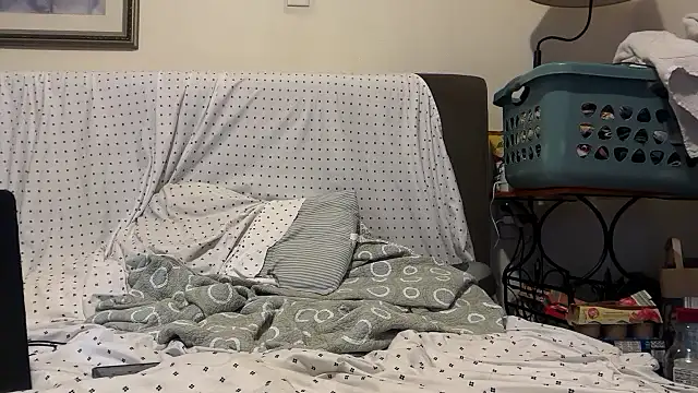 Snapshot of greekmythics chatting on 03.11.25 greekmythics online show from 03.11.25