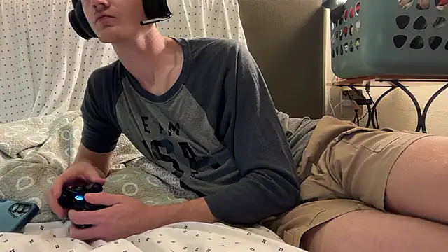 Snapshot of greekmythics chatting on 03.12.25 greekmythics online show from 03.12.25