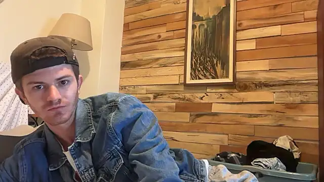 Snapshot of greekmythics chatting on 03.21.25 greekmythics online show from 03.21.25