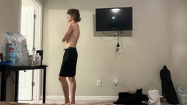 Snapshot of greekmythics chatting on 09.17.25 greekmythics online show from 09.17.25