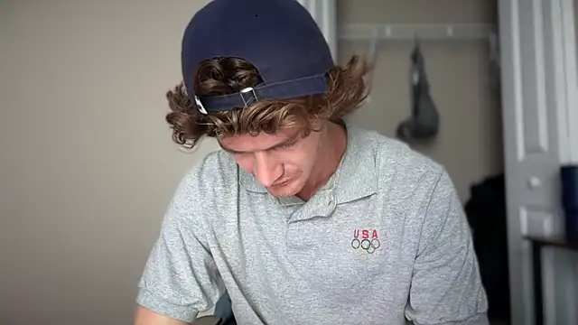 Snapshot of greekmythics chatting on 09.20.25 greekmythics online show from 09.20.25