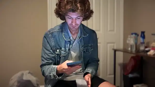 Snapshot of greekmythics chatting on 10.22.25 greekmythics online show from 10.22.25