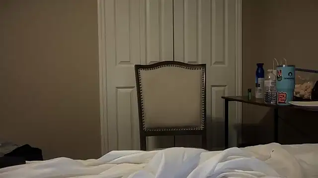 Snapshot of greekmythics chatting on 10.28.25 greekmythics online show from 10.28.25