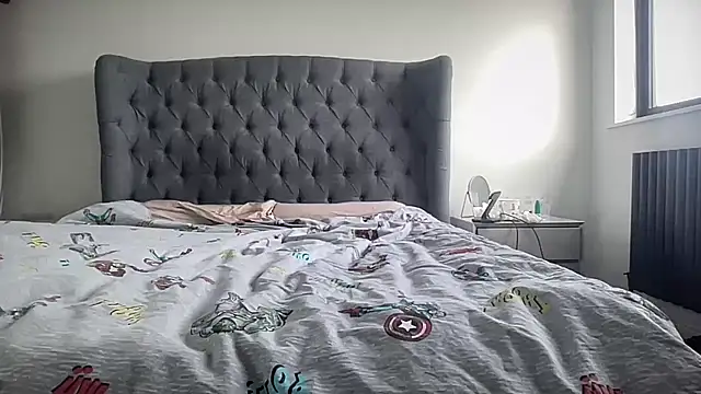 Snapshot of eatmypie69 chatting on 11.28.25 eatmypie69 online show from 11.28.25