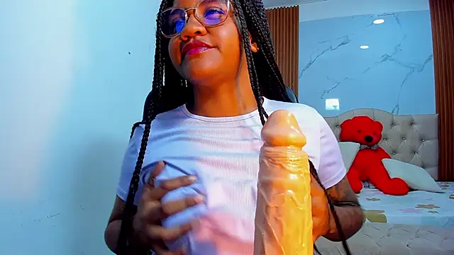 ZahraRose online show from 01.07.26