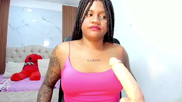 ZahraRose online show from 02.05.26