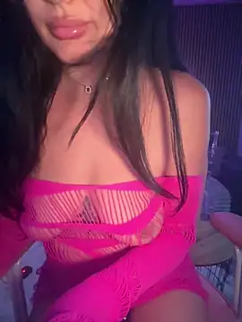 YoungHotMilf97 online show from 06.03.26