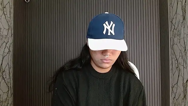 melany rouse18 online show from 09.23.25