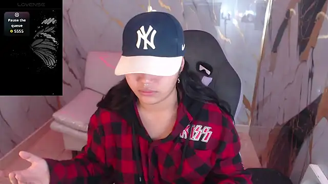 melany rouse18 online show from 12.05.25