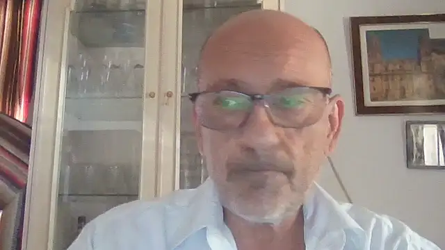 Snapshot of llopaco chatting on 09.22.25 llopaco online show from 09.22.25