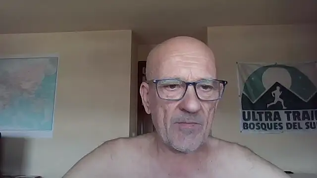 Snapshot of llopaco chatting on 09.27.25 llopaco online show from 09.27.25