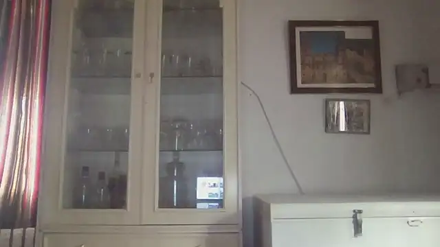 Snapshot of llopaco chatting on 11.16.25 llopaco online show from 11.16.25