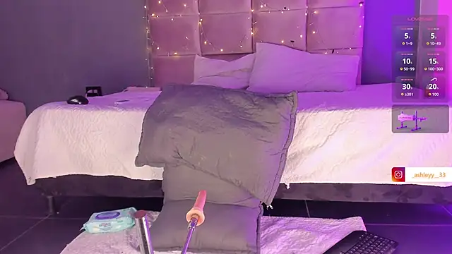  Ashley 33 online show from 12.02.25