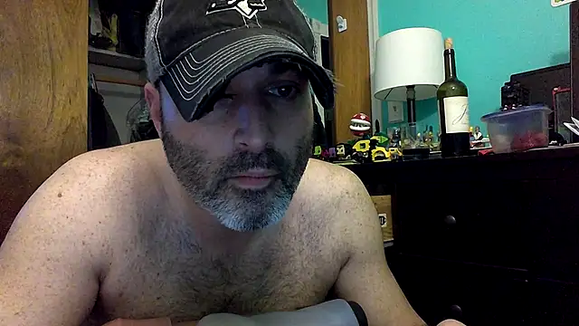 Snapshot of Novabear6996 chatting on 02.20.25 Novabear6996 online show from 02.20.25