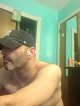 Snapshot of Novabear6996 chatting on 02.26.25 Novabear6996 online show from 02.26.25