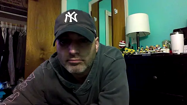 Snapshot of Novabear6996 chatting on 02.28.25 Novabear6996 online show from 02.28.25