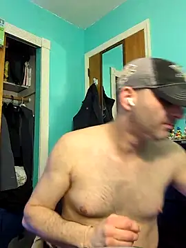 Snapshot of Novabear6996 chatting on 03.08.25 Novabear6996 online show from 03.08.25