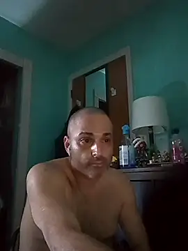 Snapshot of Novabear6996 chatting on 03.08.25 Novabear6996 online show from 03.08.25