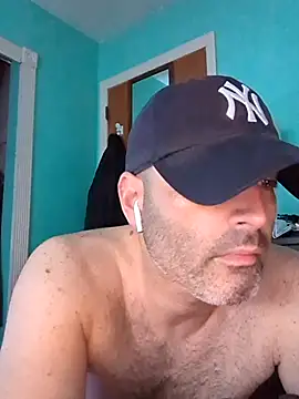 Snapshot of Novabear6996 chatting on 03.09.25 Novabear6996 online show from 03.09.25