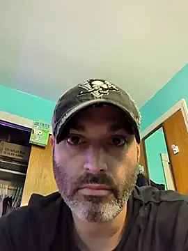 Snapshot of Novabear6996 chatting on 03.22.25 Novabear6996 online show from 03.22.25