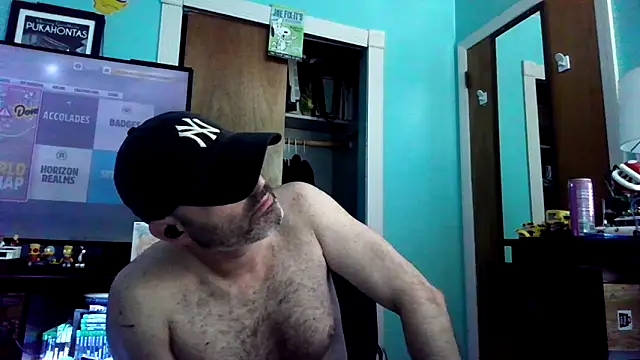 Snapshot of Novabear6996 chatting on 09.10.25 Novabear6996 online show from 09.10.25